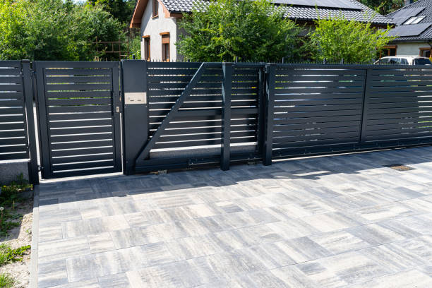 Best Interlocking Driveway Pavers  in Valrico, FL