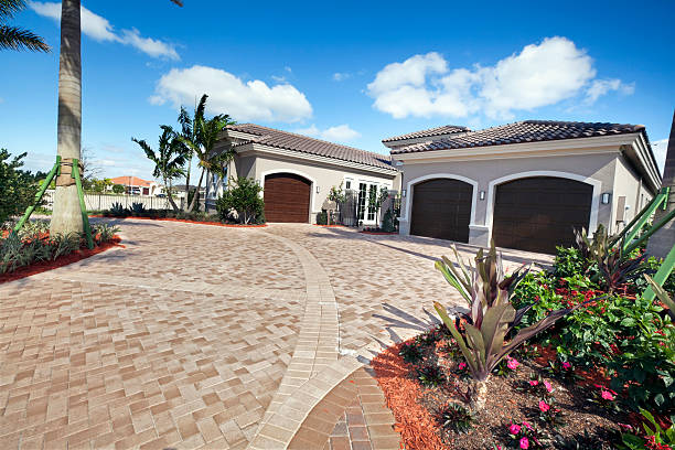 Best Cobblestone Driveway Pavers  in Valrico, FL